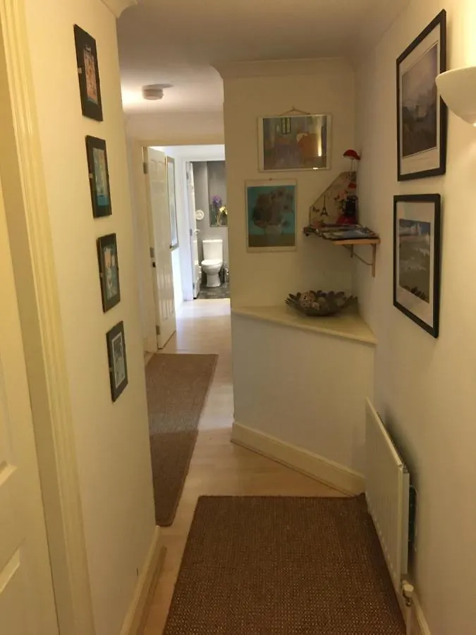 Holyrood Park Apartment Edinburgh 0*,  United Kingdom
