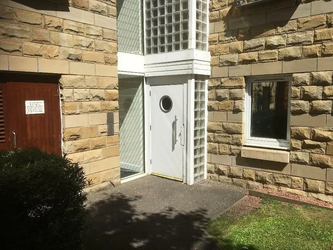 Holyrood Park Apartment Edinburgh 0*,